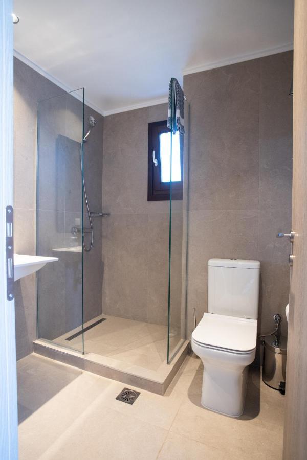 Marineiko Luxury Apartments อิเอริสโซส ภายนอก รูปภาพ
