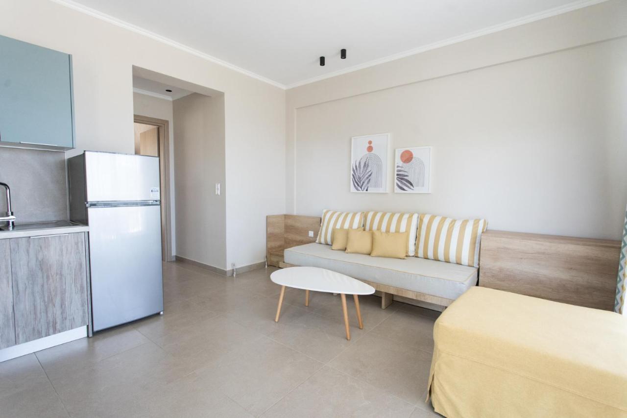 Marineiko Luxury Apartments อิเอริสโซส ภายนอก รูปภาพ